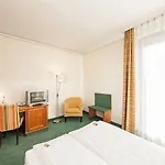 Garner Munich - Messe By Ihg