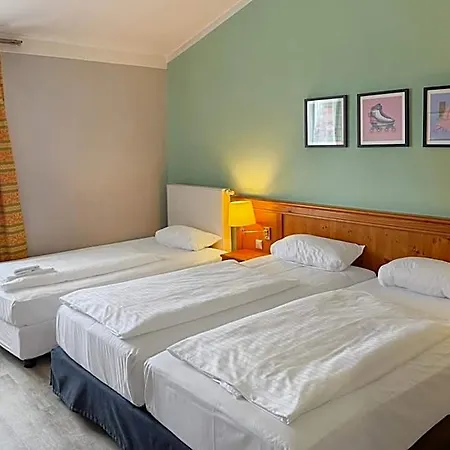 Garner Munich - Messe By Ihg 3*