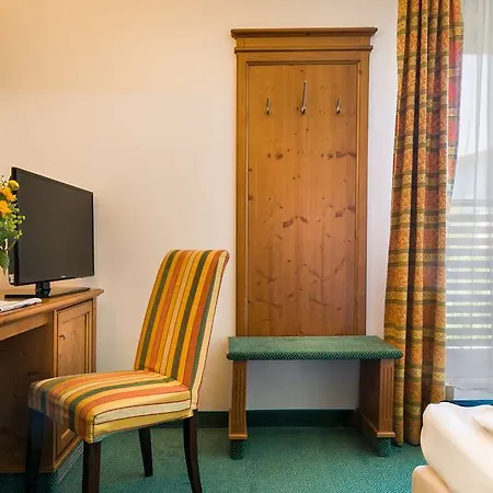 Garner Munich - Messe By Ihg Hotel 3*