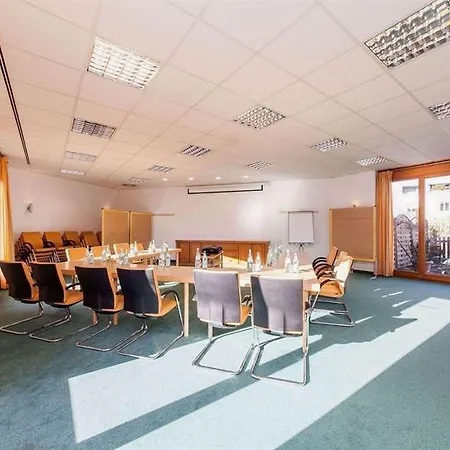 Garner Munich - Messe By Ihg Otel Haar (Munich)