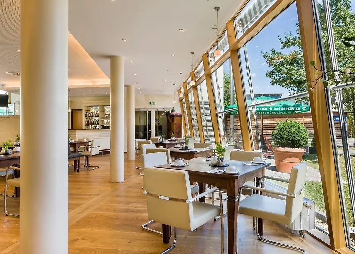 Garner Munich - Messe By Ihg 3*